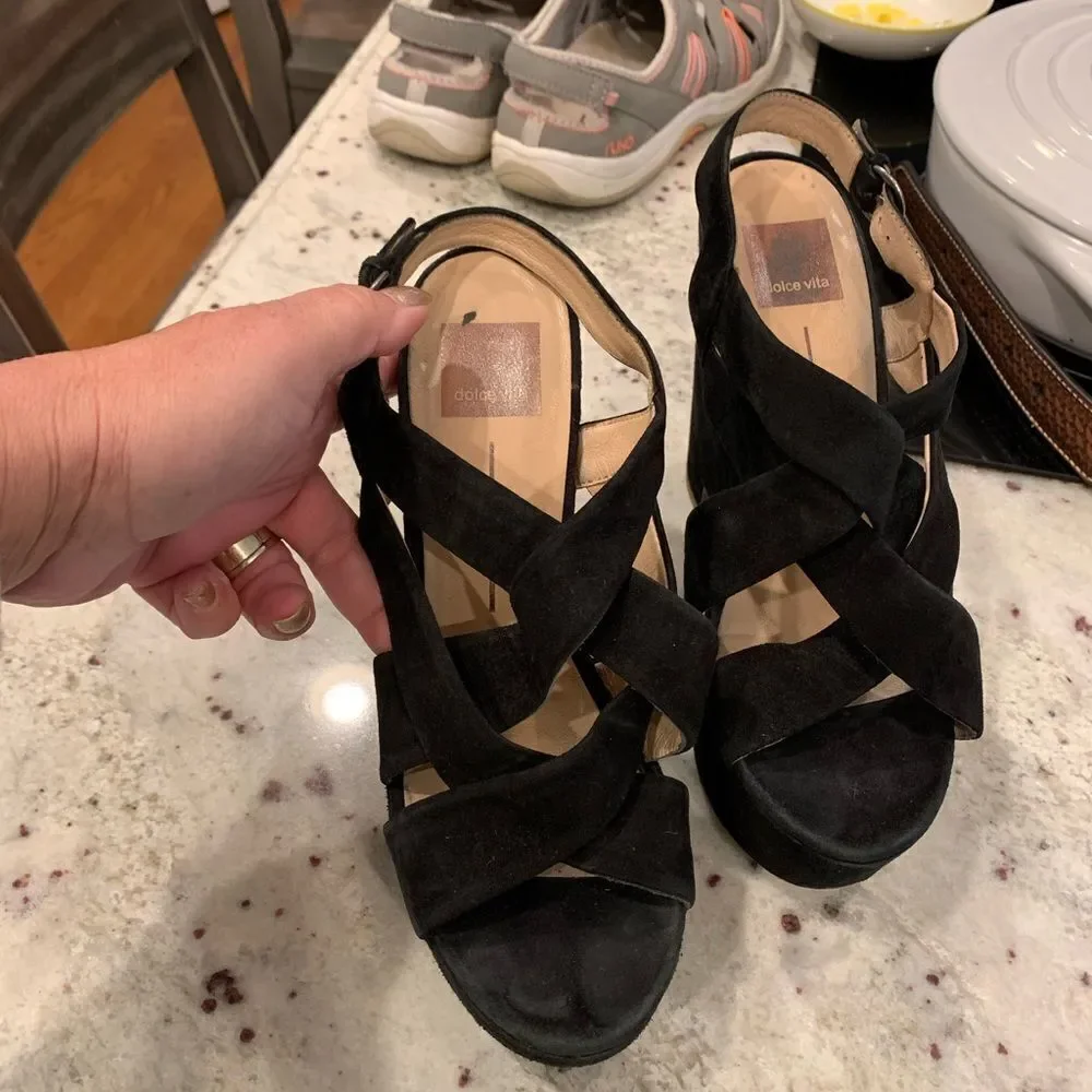 Dolce Vita Black Velvet Cross Over Wedge sz 8